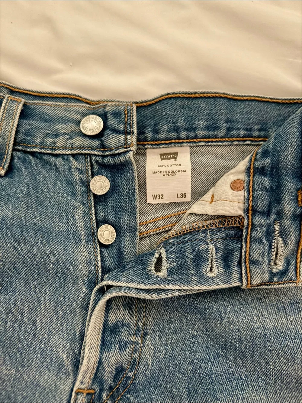 Men's Jeans Subcategory Identification